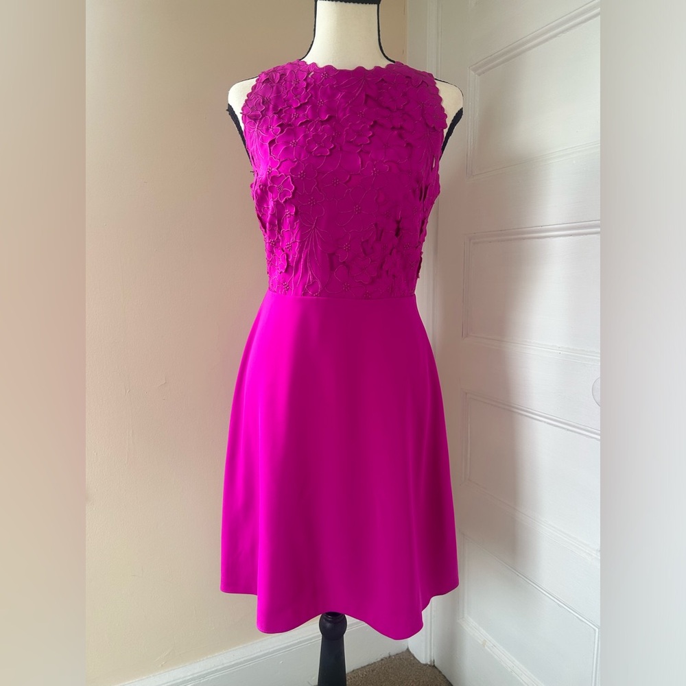 Laundry by Shelli Segal Pink Appliqué Floral Dress